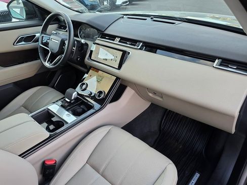 Used 2022 Land Rover Range Rover Velar S image 10