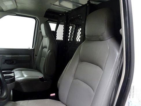 Used 2009 Ford E-150 and Econoline 150 image 23
