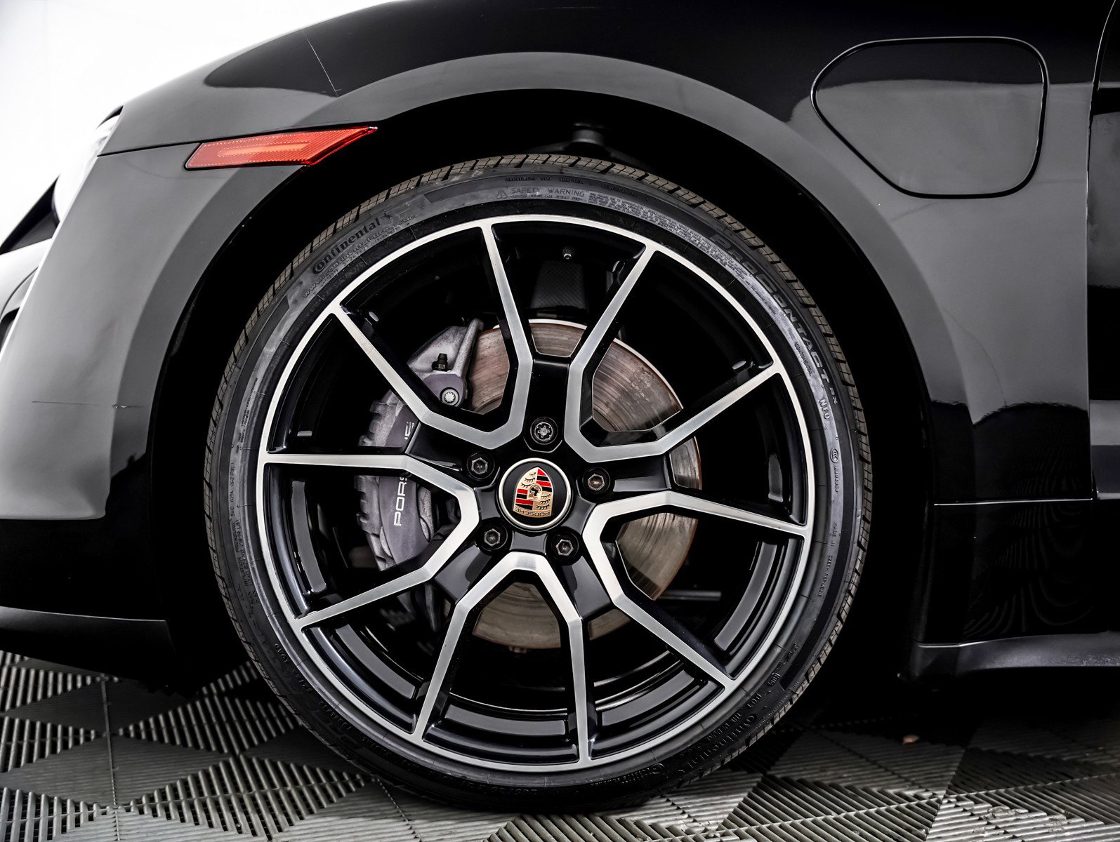Certified 2023 Porsche Taycan RWD image 13