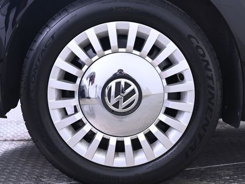 Used 2015 Volkswagen Beetle 1.8T image 16