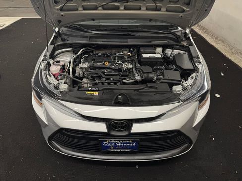 Used 2023 Toyota Corolla LE image 11