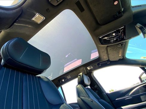 New 2025 Cadillac Escalade IQ Luxury 2 image 34