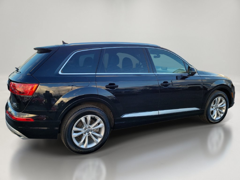Used 2018 Audi Q7 3.0T Premium AWD/4WD image 5