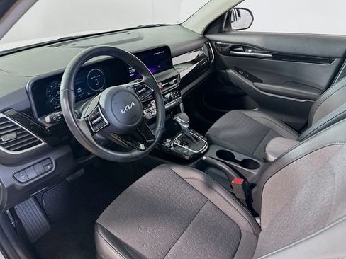 Used 2024 Kia Seltos X-Line AWD/4WD image 10