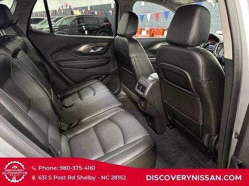 Used 2024 GMC Terrain SLT AWD/4WD image 39
