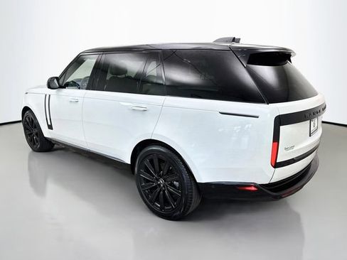Used 2023 Land Rover Range Rover Long Wheelbase SE AWD/4WD image 5