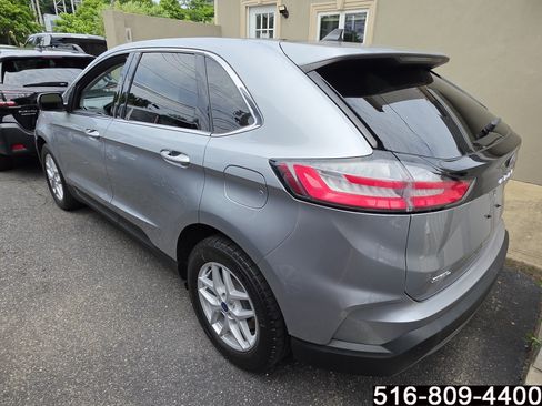 Used 2022 Ford Edge SEL w/ Convenience Package AWD/4WD image 2