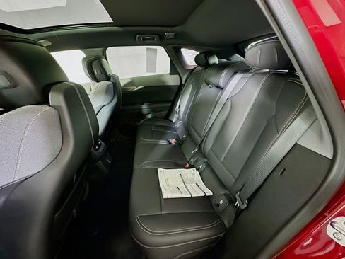 New 2025 Cadillac Optiq Luxury 1 image 15