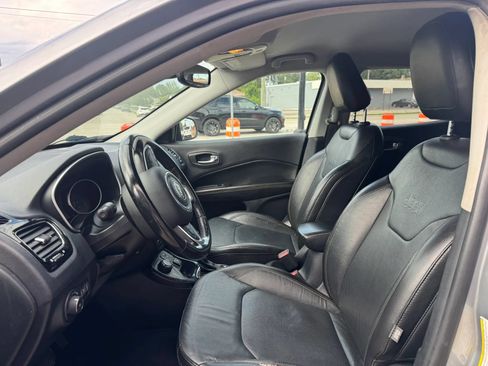 Used 2021 Jeep Compass Limited AWD/4WD image 7