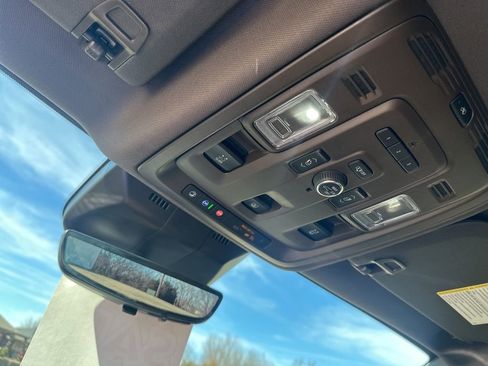 Used 2021 Cadillac Escalade Sport w/ Driver Assist Tech Package image 26