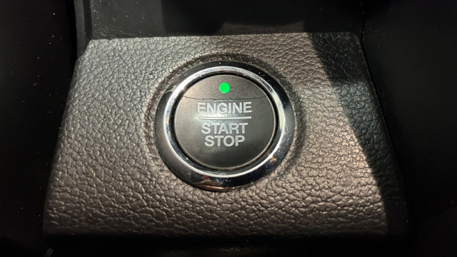 Used 2018 Ford Expedition Max XLT w/ Equipment Group 202A AWD/4WD image 22