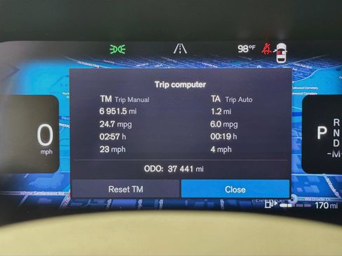 Certified 2024 Volvo XC60 B5 Plus AWD/4WD image 12