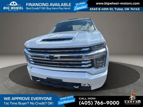 Used 2022 Chevrolet Silverado 2500 High Country w/ Technology Package AWD/4WD image 2