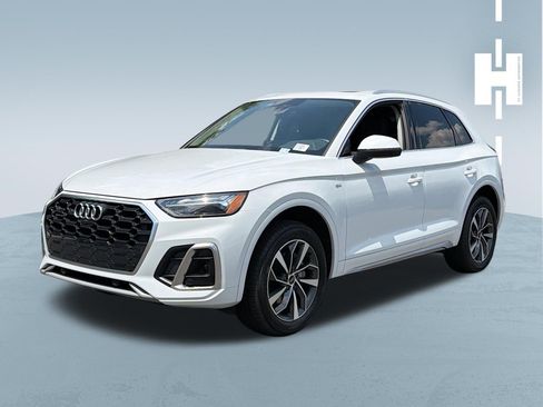 Used 2023 Audi Q5 2.0T Premium Plus w/ Premium Plus Package AWD/4WD image 2