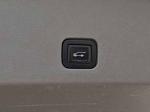 Used 2020 Cadillac XT6 Premium Luxury AWD/4WD image 25