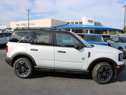 New 2026 Ford Bronco Sport Outer Banks w/ Outer Banks Tech Package+ AWD/4WD image 18