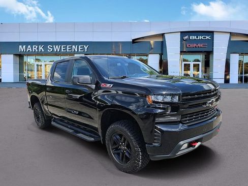 Used 2020 Chevrolet Silverado 1500 LT Trail Boss AWD/4WD image 3