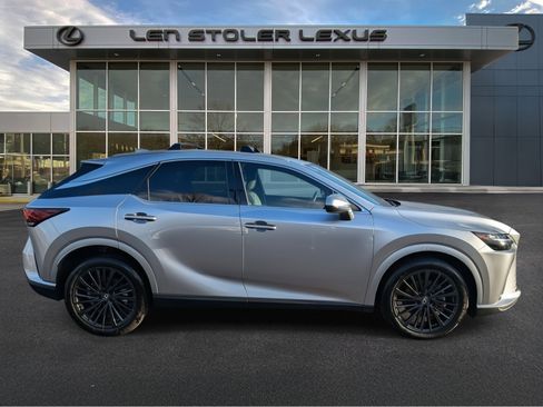 Used 2024 Lexus RX 350 Premium image 2