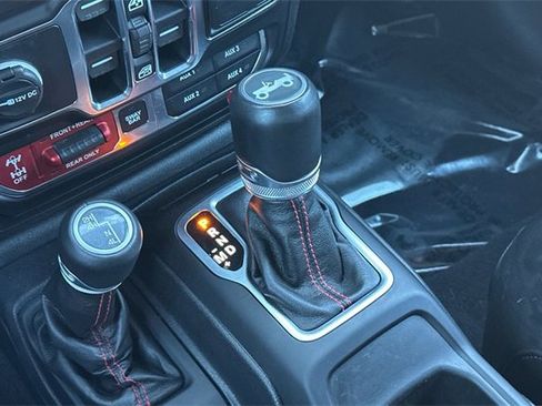 Used 2020 Jeep Wrangler Unlimited Rubicon image 25