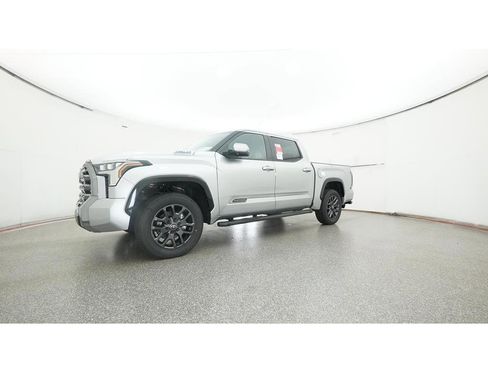 New 2025 Toyota Tundra Platinum AWD/4WD image 18