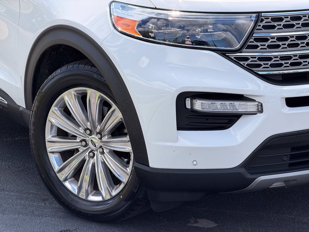 Certified 2023 Ford Explorer Limited w/ Limited Technology Package RWD image 9