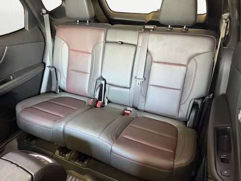 Used 2023 Chevrolet Blazer RS w/ Driver Confidence II Package FWD image 9