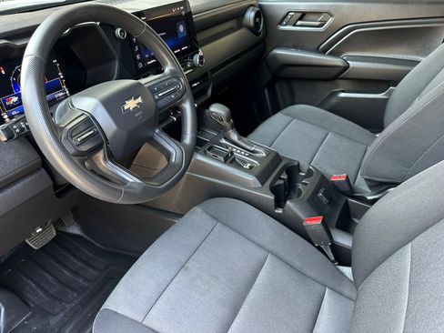 Certified 2023 Chevrolet Colorado W/T image 10