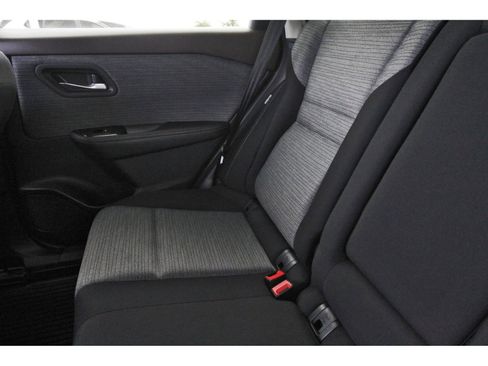 Used 2023 Nissan Rogue SV image 14