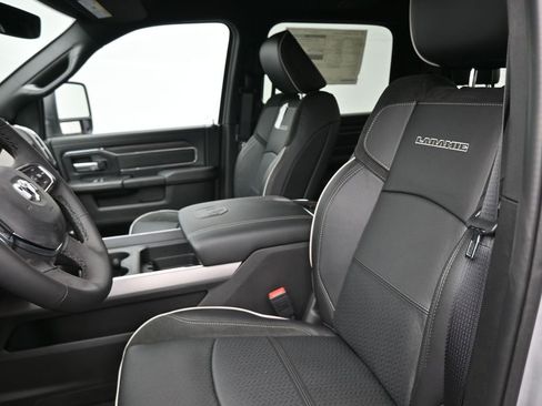 New 2026 RAM 2500 Laramie w/ Night Edition AWD/4WD image 33