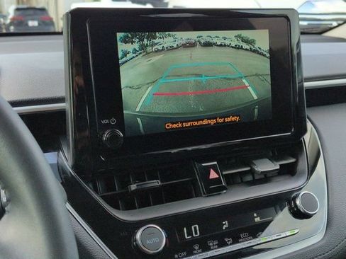 Certified 2025 Toyota Corolla Cross LE FWD image 13