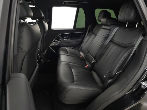 Used 2026 Land Rover Range Rover SE AWD/4WD image 45