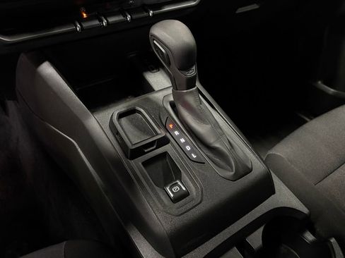 Used 2023 Chevrolet Colorado W/T RWD image 19