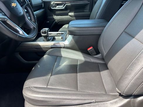 Used 2023 Chevrolet Silverado 1500 LTZ w/ LTZ Convenience Package II AWD/4WD image 10