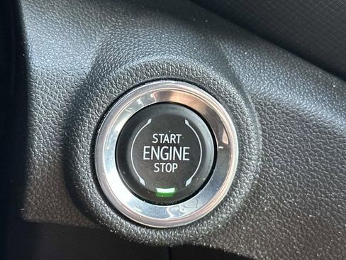 Used 2023 Chevrolet TrailBlazer ACTIV w/ Convenience Package image 32