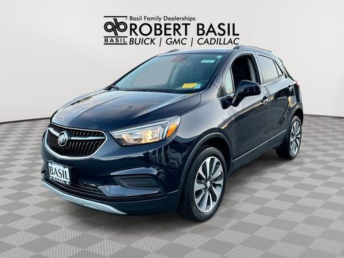 Used 2022 Buick Encore Preferred w/ Safety Package AWD/4WD image 1