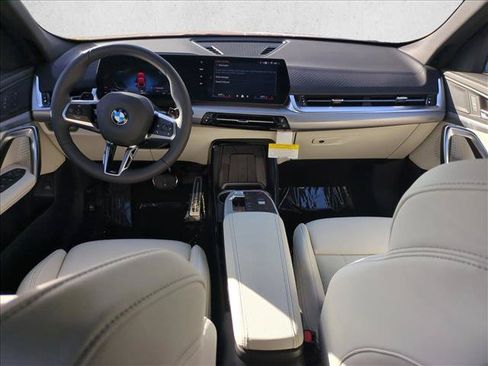 New 2026 BMW X2 xDrive28i w/ M Sport Package AWD/4WD image 15