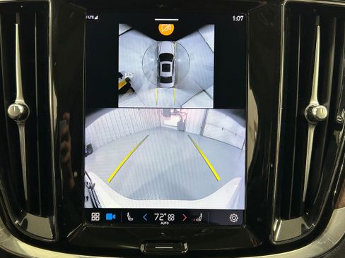 Used 2024 Volvo S60 B5 Plus image 7