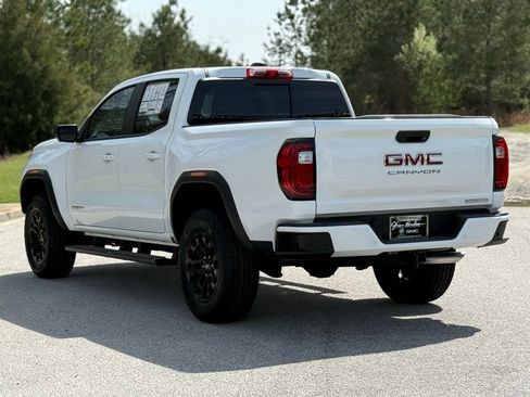 New 2026 GMC Canyon Elevation w/ Convenience Package image 12