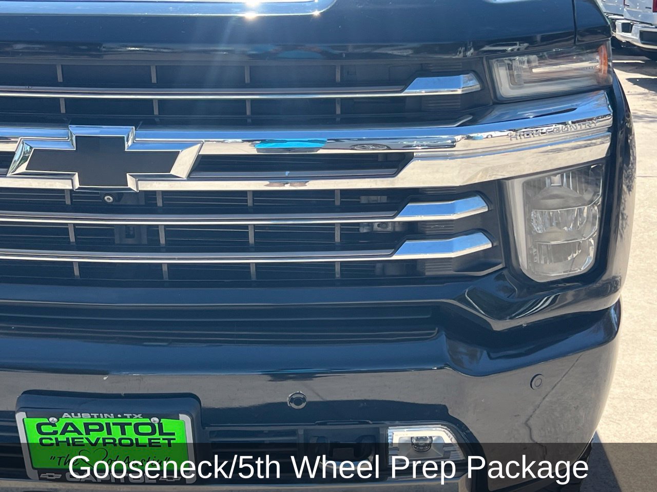 Used 2020 Chevrolet Silverado 3500 High Country w/ Z71 Off-Road Package AWD/4WD image 9