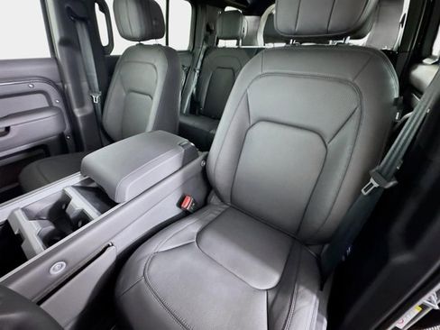 Used 2025 Land Rover Defender 110 X image 11