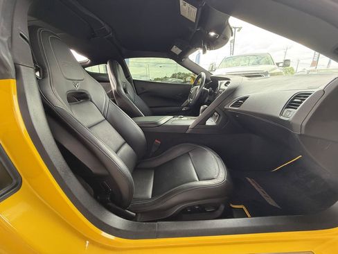 Used 2015 Chevrolet Corvette Z06 w/ Z07 Performance Package RWD image 36