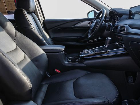 Used 2021 MAZDA CX-9 Touring image 12