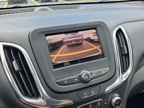 Certified 2023 Chevrolet Equinox LT FWD image 32