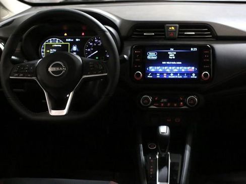 New 2025 Nissan Versa SR w/ Trunk Package image 13