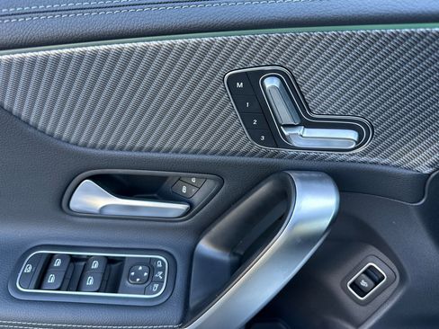 Used 2025 Mercedes-Benz CLA 250 image 11