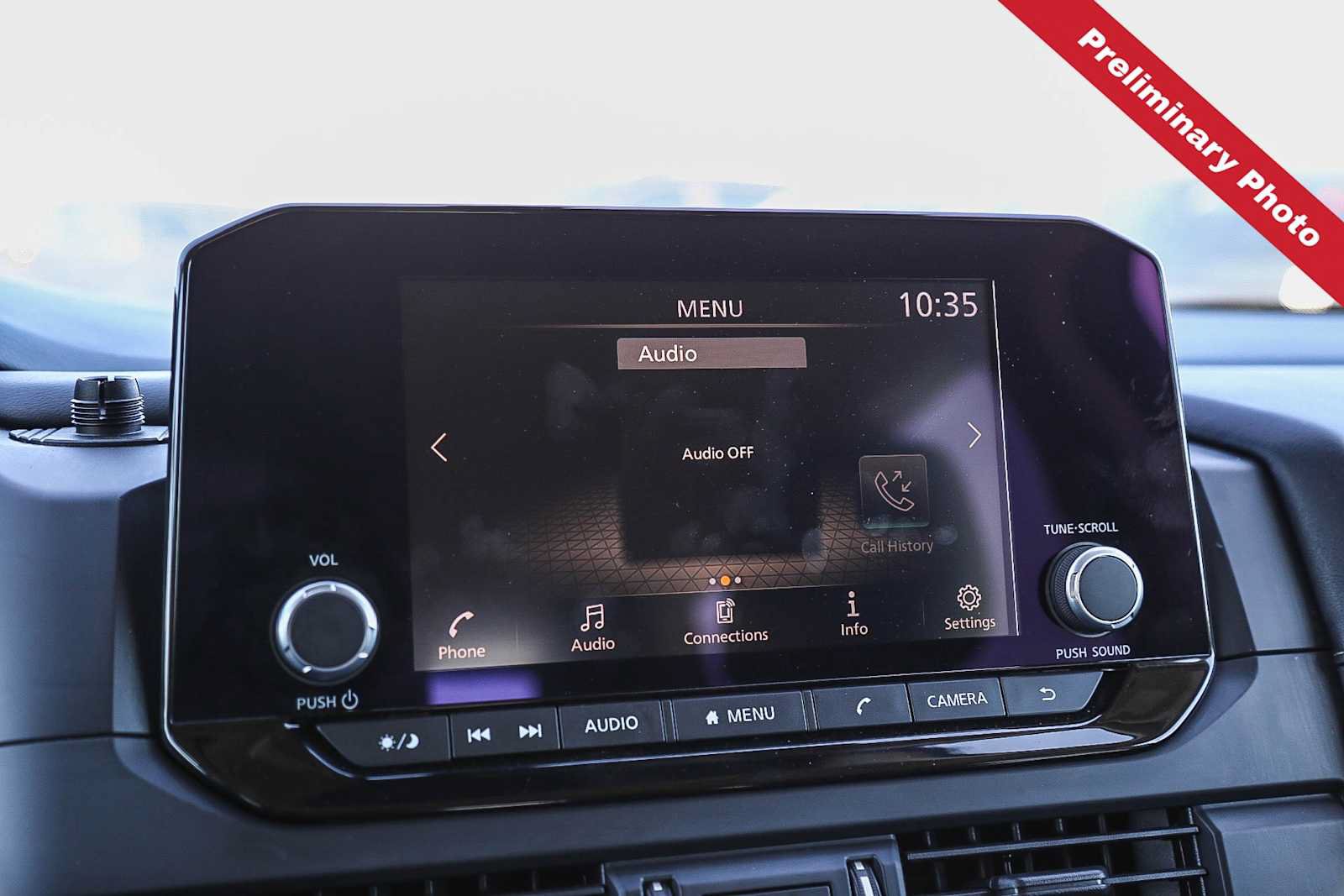 Used 2024 Nissan Pathfinder S FWD image 18