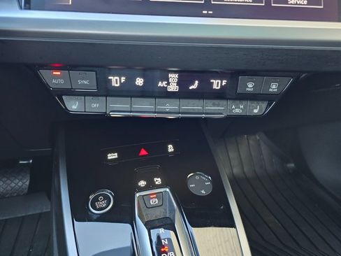 Used 2024 Audi Q4 e-tron Premium Plus image 26