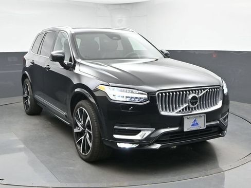 Used 2024 Volvo XC90 B6 Ultimate w/ Lounge Package AWD/4WD image 2