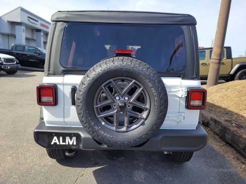 New 2026 Jeep Wrangler Sport S image 8