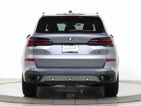 Used 2026 BMW X5 xDrive40i w/ M Sport Package AWD/4WD image 6